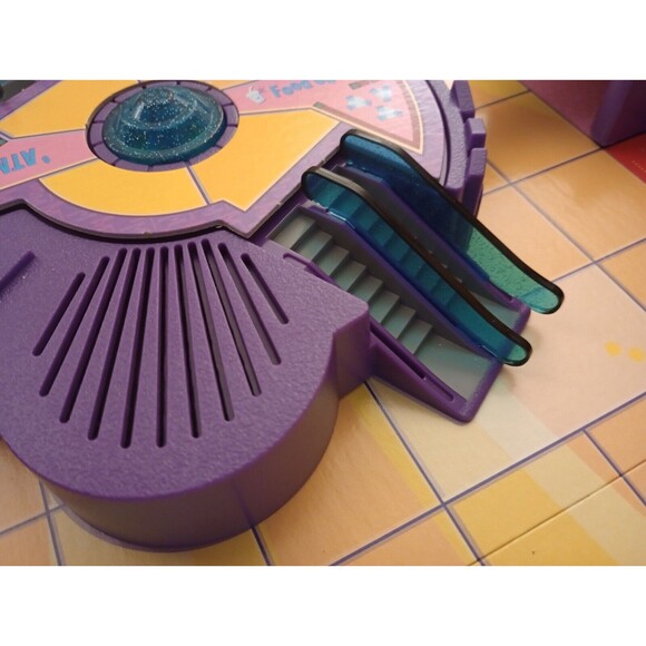 Milton Bradley Hasbro 2004 Electronic Talking Mall Madness Board Game Y2K - Picture 9 of 16